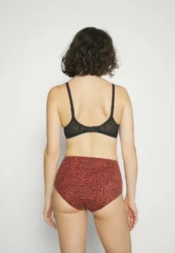 Chantelle Period Panty Essential High Waisted Full Briefs - Menstruatie-Ondergoed - Safari Chic -Chantelle Winkel 011c43bcbd324b879665d7477b8405f3