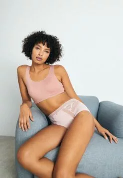 Chantelle Winkel -Chantelle Winkel 15465333e95d4779b0e8a38775c31f8d