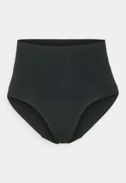 Chantelle Smooth Comfort High Waist Brief - Shapewear - Black 10 Chantelle Smooth Comfort High Waist Brief - Shapewear - Black -Chantelle Winkel 1f5b3acd698e4252829284fed392341c