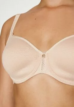 Chantelle Chic Essential Spacer - Beugel Bh - Golden Beige 15 Chantelle Chic Essential Spacer - Beugel Bh - Golden Beige -Chantelle Winkel 729944b97aeb46d7a0e857339f3dfcdb
