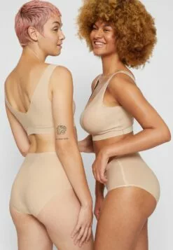 Chantelle High Waist Briefs - Slip - Nude -Chantelle Winkel 72cc950416ef45439d2231ca8459b6b4