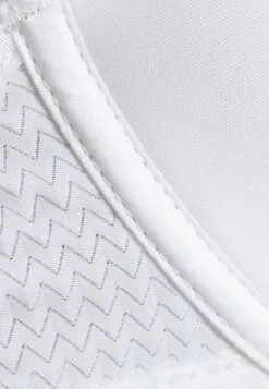 Chantelle Chic Essential Memory - Beugel Bh - Weiß -Chantelle Winkel 7aaff6d1c6554bd18b90c109ab46511b