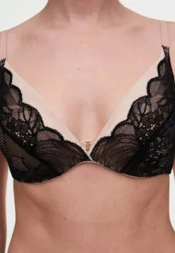 Chantelle Midnight Flowers Bra - Triangel Bh - Black -Chantelle Winkel 7bf7e0a4f16e4d2db7ade7ff231cfe04