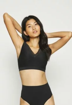 Chantelle Soft Cups V-Ausschnitt - Bustier - Schwarz -Chantelle Winkel 82092a3719e14f70af2a5b5aa574d184