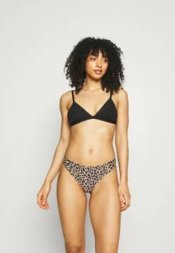 Chantelle Tanga - String - Brown -Chantelle Winkel 9e4a2d05c9b94956a111e8519ea1e10d