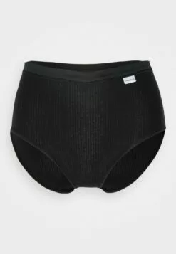 Chantelle Line- Slip - Schwarz -Chantelle Winkel a76ddafab48b4e5d8346122175b0f79b