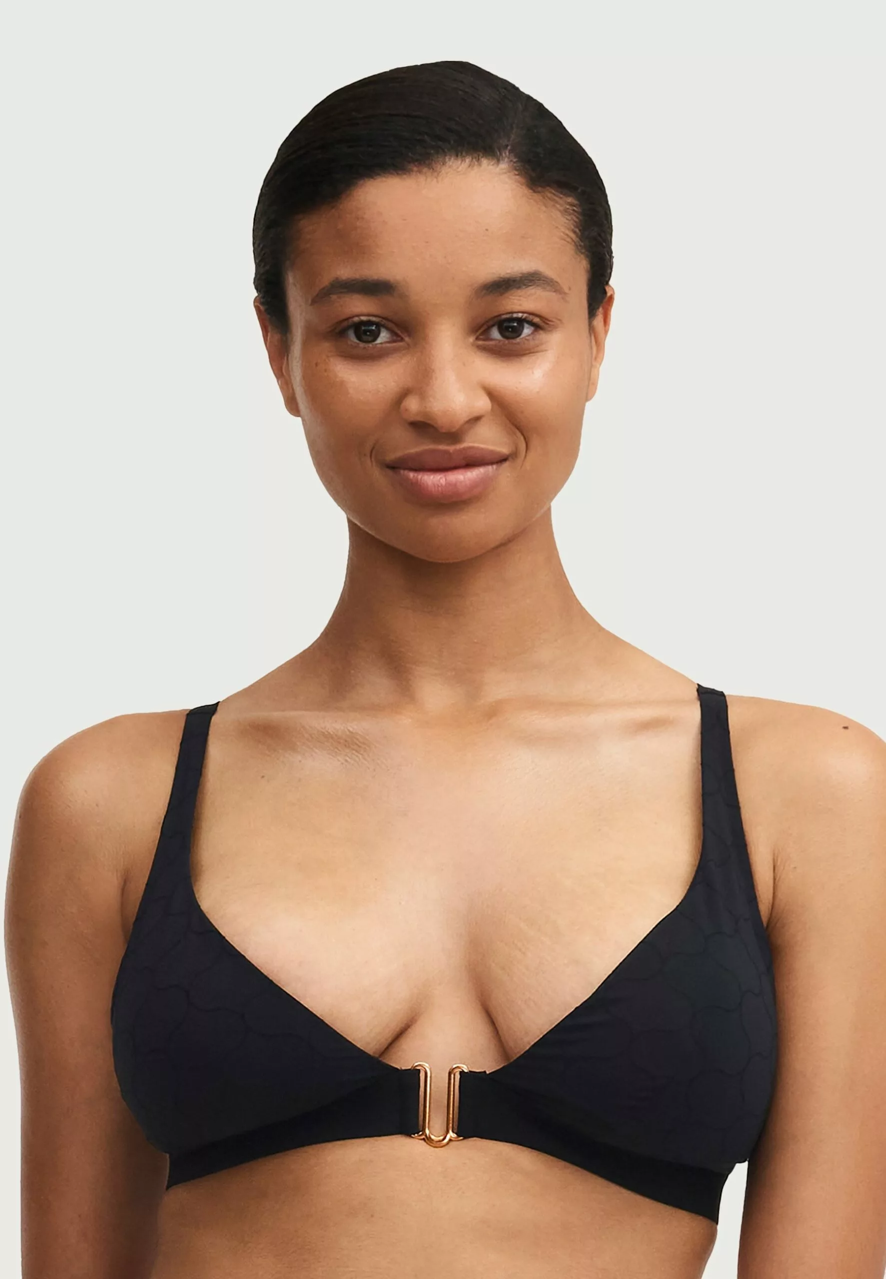 Chantelle Glow Wirefree Plunge Bra - Bikinitop - Black 2 Chantelle Glow Wirefree Plunge Bra - Bikinitop - Black