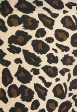 Chantelle Tanga - String - Brown -Chantelle Winkel bb0d581f124b43fbbc2bb6e520c74c7e