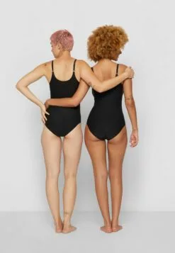 Chantelle Soft Stretch - Body - Schwarz -Chantelle Winkel f8967b58225b428698b1c628c7120b43